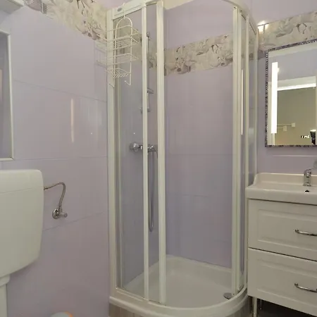 Apartment Apartments Marija 1648 Porec